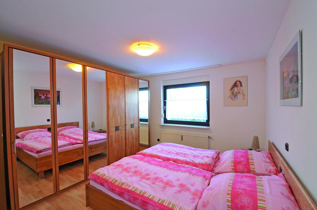 Ferienwohnung Heinen Schleiden Rom bilde